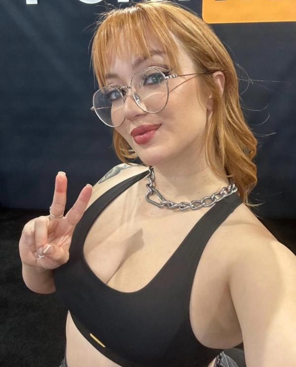 Dayana Fuego la Pasión que Enciende tus Deseos