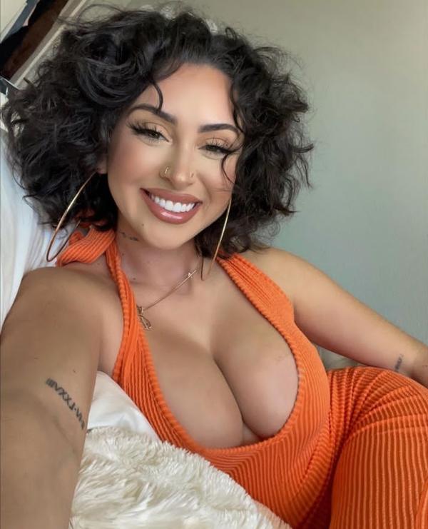 Adela Erótica la compañía perfecta para tus momentos de pasión